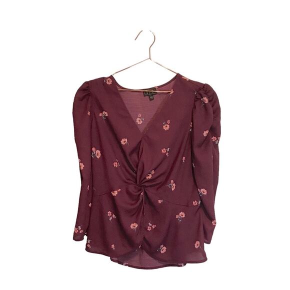 O L M Tops - OLM floral blouse with twist front and gathered sleeve size large